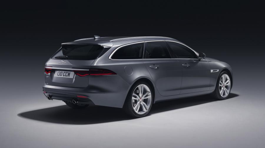  Jaguar XF 2.0d Sportbrake 2017 года  (WW) (фото 10 из 47)